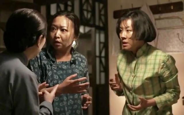 明明都是演农村妇女,把赵丽颖和这5位演员放在一起,高下立现