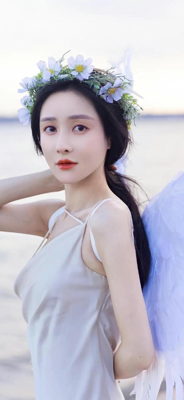 網(wǎng)絡(luò)顏值美女壁紙‖哇嗚，美女姐姐