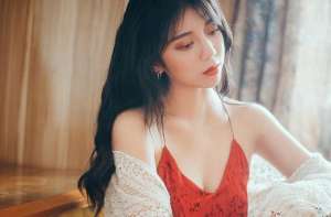 我的美女總裁老婆txt(小說：他是妻子眼中的窩囊廢，那天看到女總裁跪地求他，妻子傻眼)