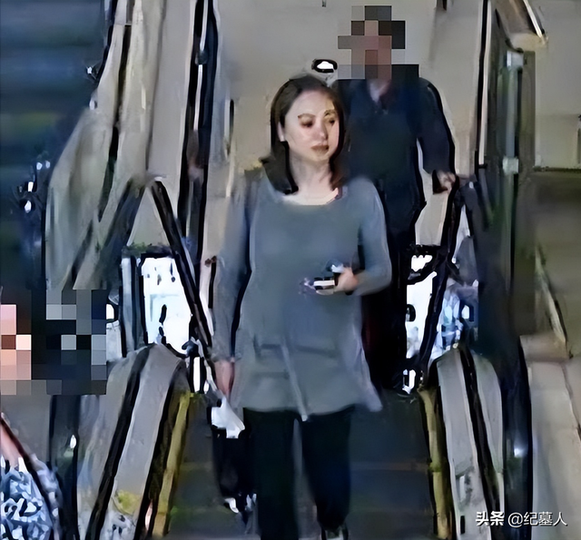 美女留学生被姨夫侵犯,被捅30多刀抛尸野外,U盘记录侵犯全过程