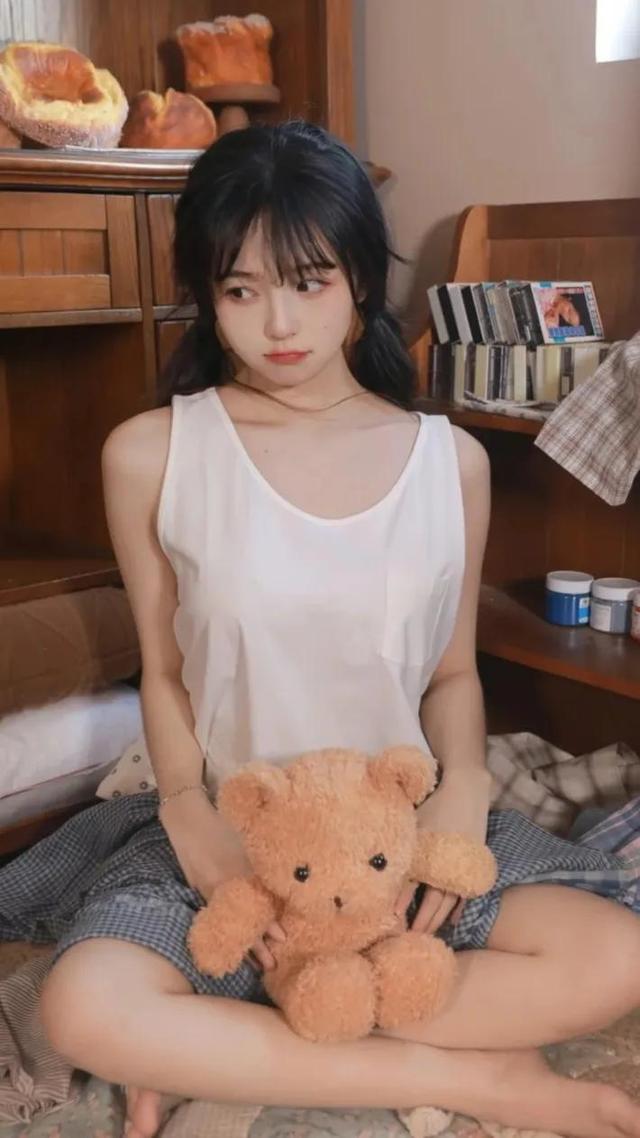 美女壁纸|会呼吸的氧气感清纯少女