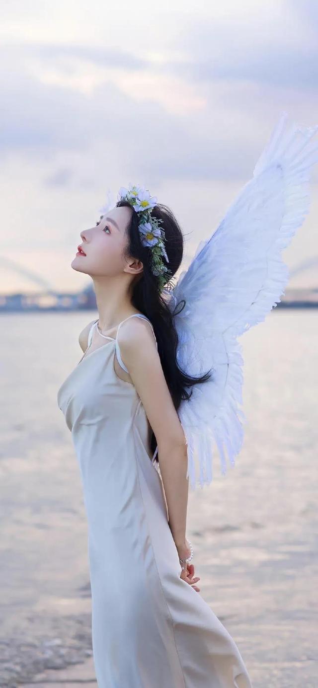 網(wǎng)絡(luò)顏值美女壁紙‖哇嗚，美女姐姐