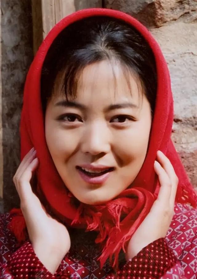 明明都是演农村妇女,把赵丽颖和这5位演员放在一起,高下立现