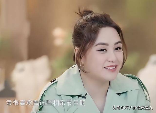 看脸绝美,身材却干瘪,排骨胸,五五分,这10位女星太可惜了