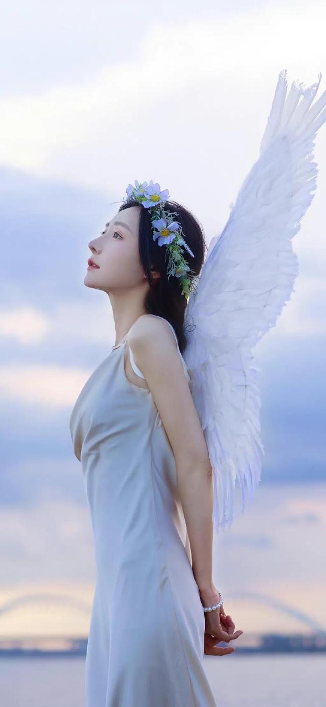 網(wǎng)絡(luò)顏值美女壁紙‖哇嗚，美女姐姐