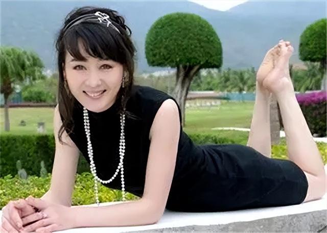 李琳:被前夫一巴掌扇到离婚!二婚嫁世界冠军,如今生活幸福滋润