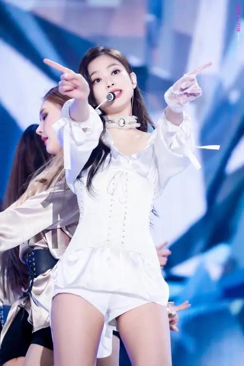 韩国走性感路线的美女,这身材也太好了吧