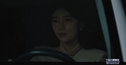 人畜无害的清纯美女,正在悄悄变“坏”?这就叫做真正的蛇竭美人