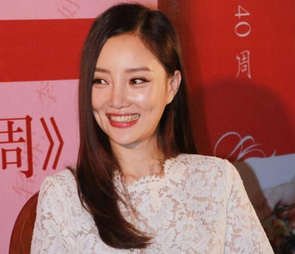 谁说颧骨高女孩不好看,看看这些明星你就知道了