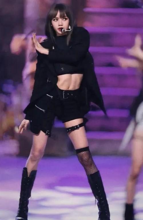 韩国走性感路线的美女,这身材也太好了吧