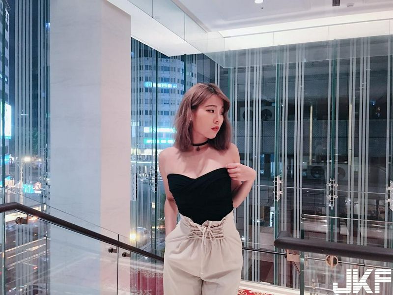 超火辣英文老师Lisa.丽莎！前凸后翘～