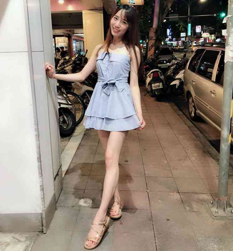 【图文】一晚搞了女友姊妹五朵花