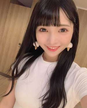 女同學(xué)的媽媽好正_【2023年7月更新】