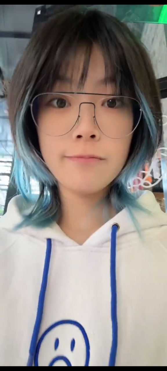 露脸美女 20230818