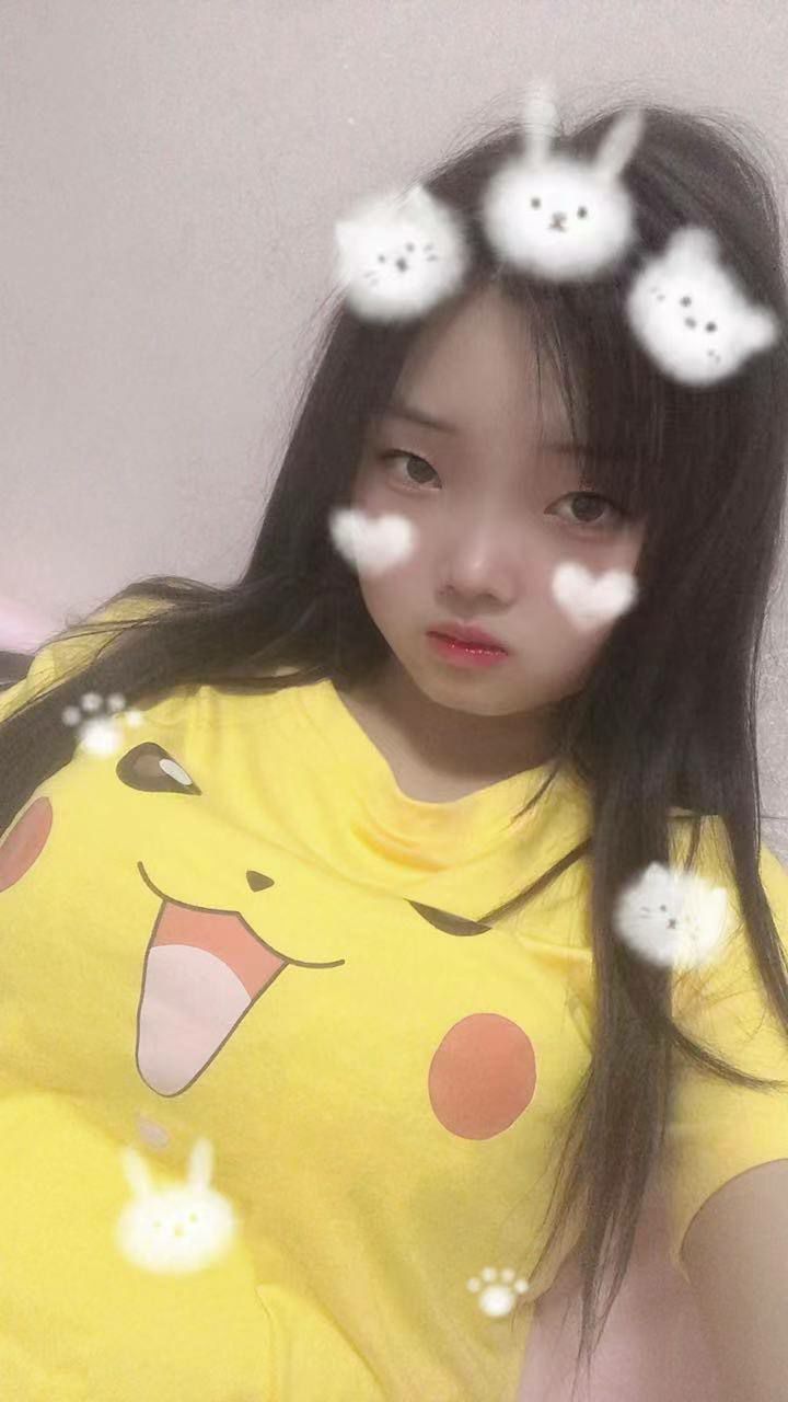 露脸美女 2023082201