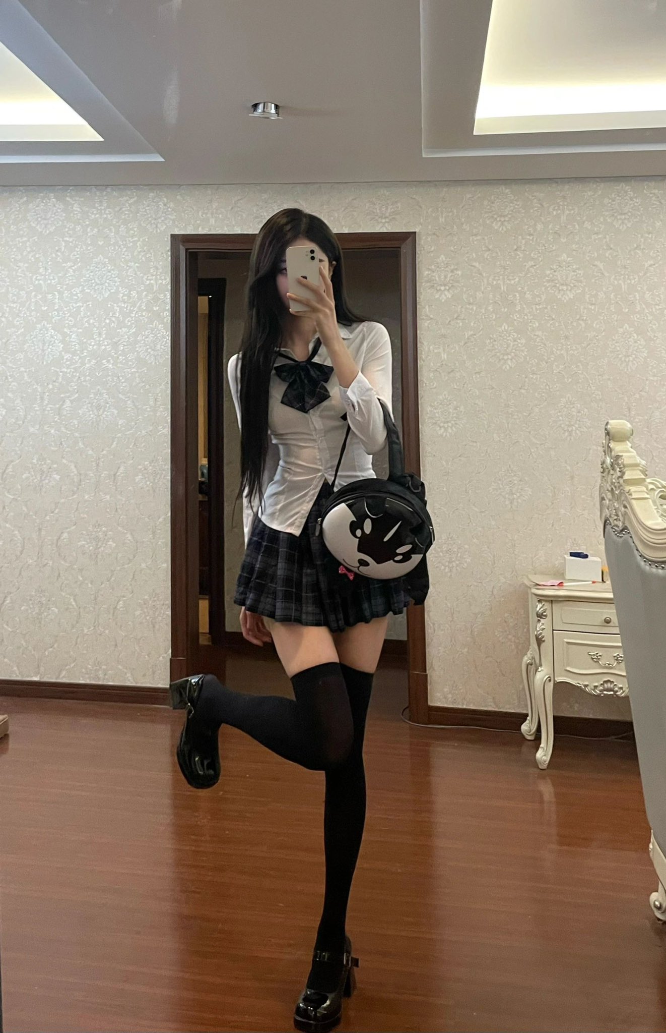 岂曰无衣，美有所依