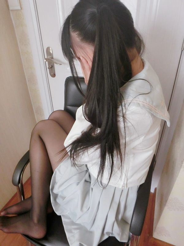 H工口小学生赛高黑丝足控
