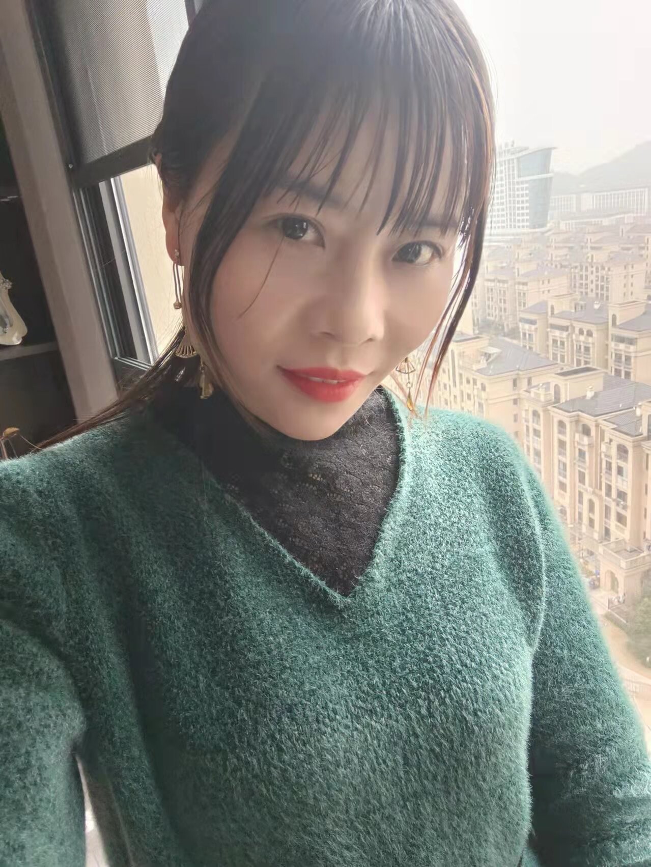 小区里的少妇[66P]