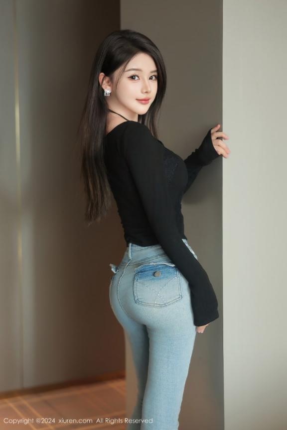 可人爱酱里黑丝美腿