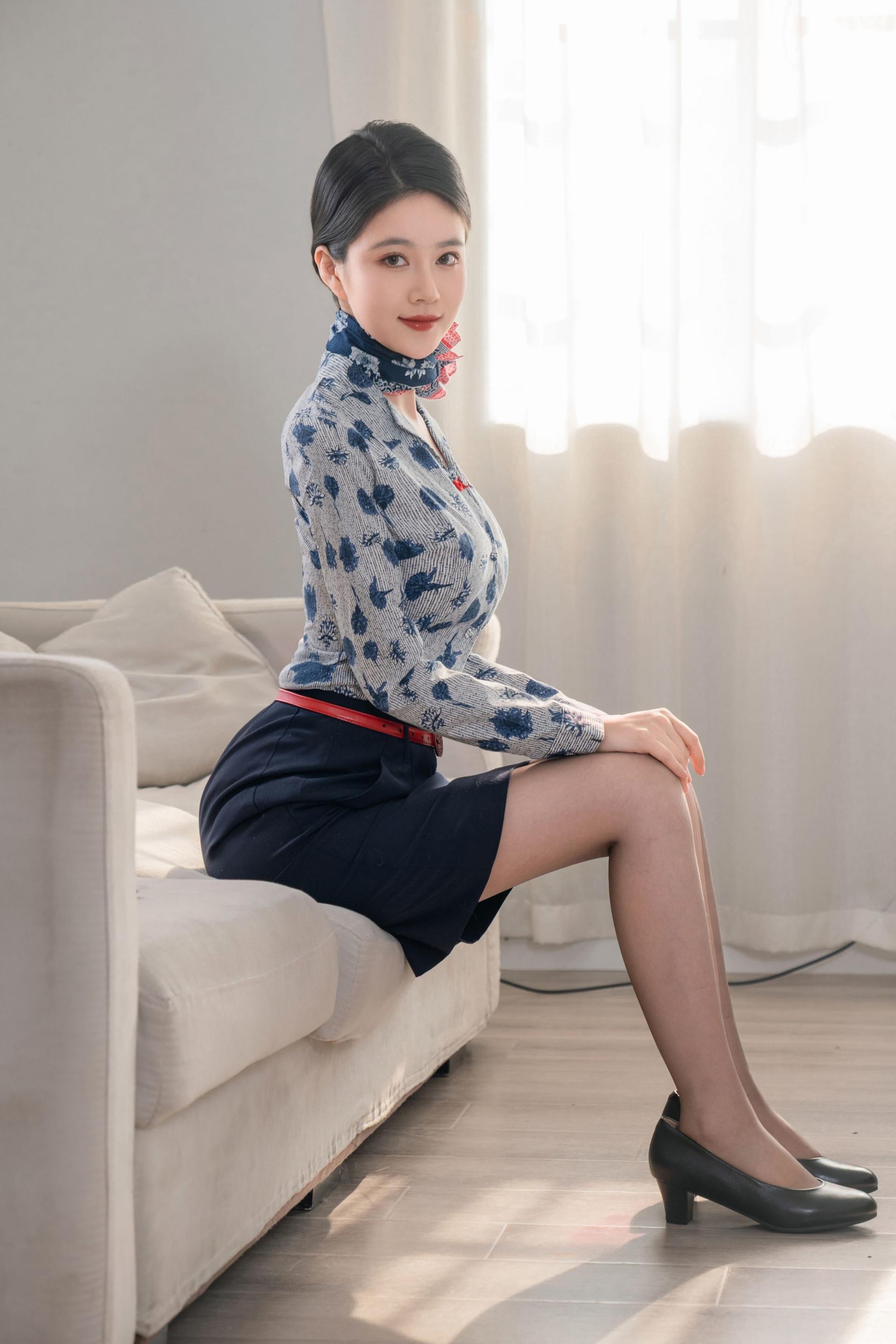 年年-空姐系列兩套
