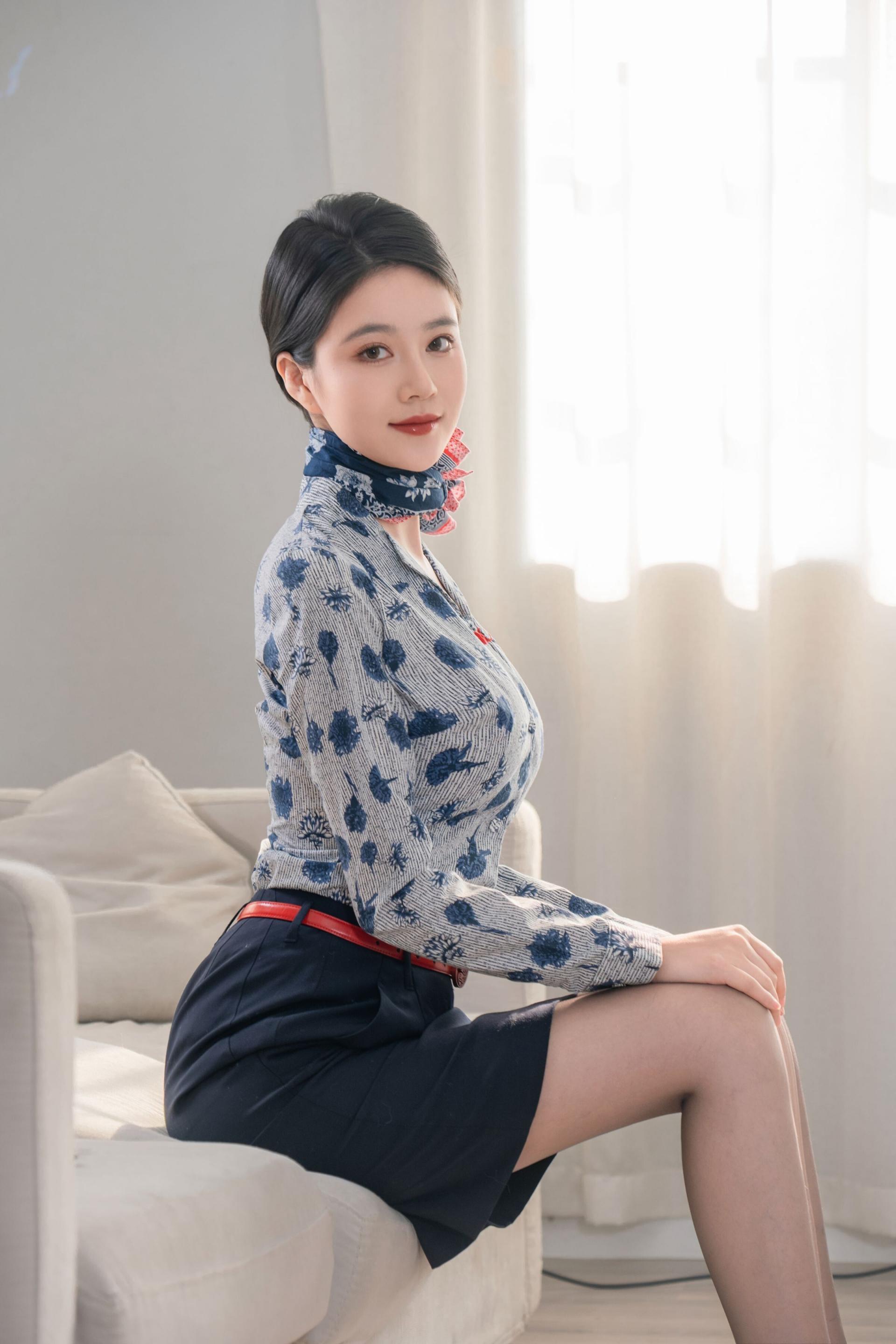 年年-空姐系列兩套