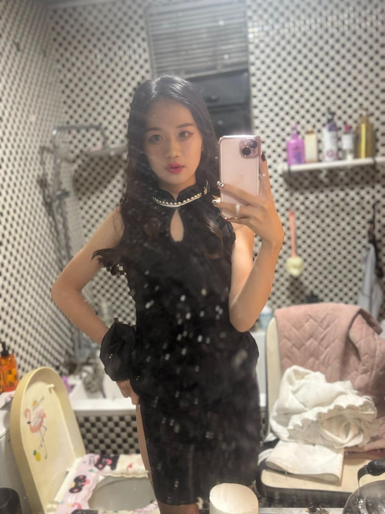 颜值不错的反差婊[28P]