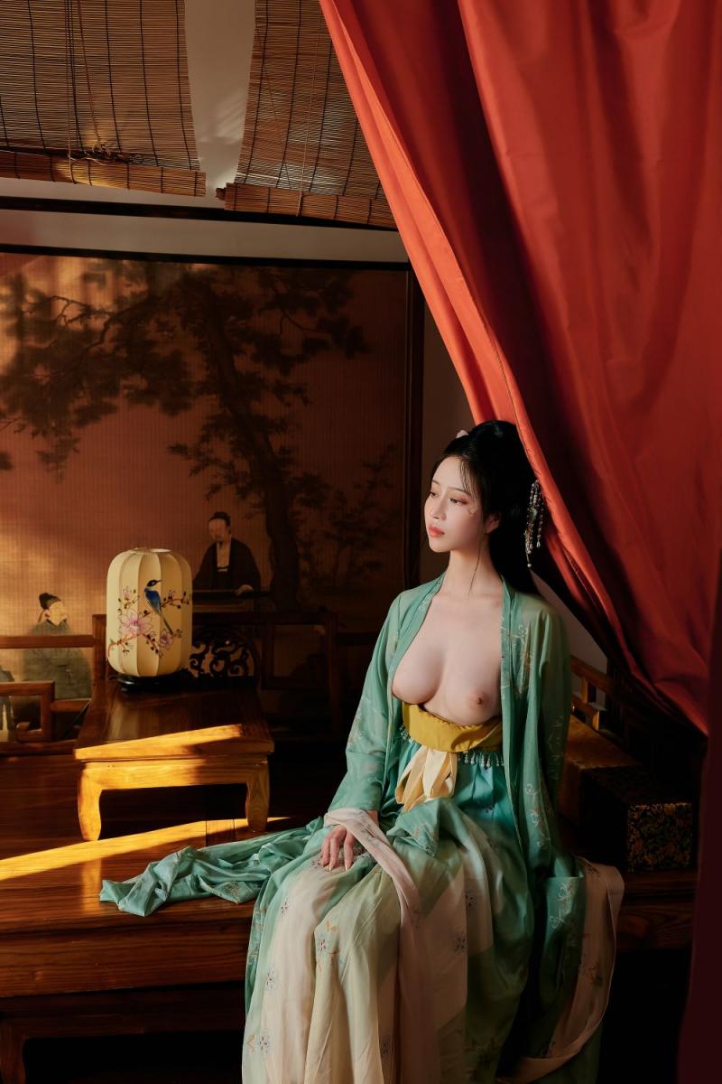 古装妹子极品圆润的美乳[39P]