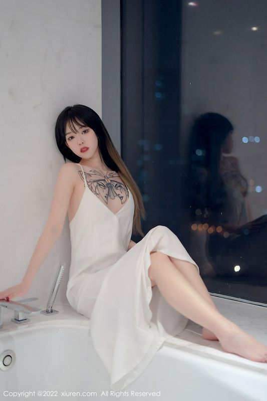 奶瓶. 完整版无水印写真