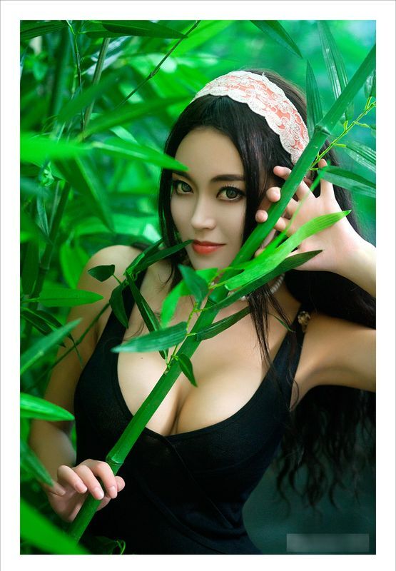 嫩模潘春辉私房写真