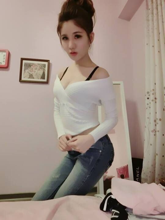 风骚的妹子气质更加迷人