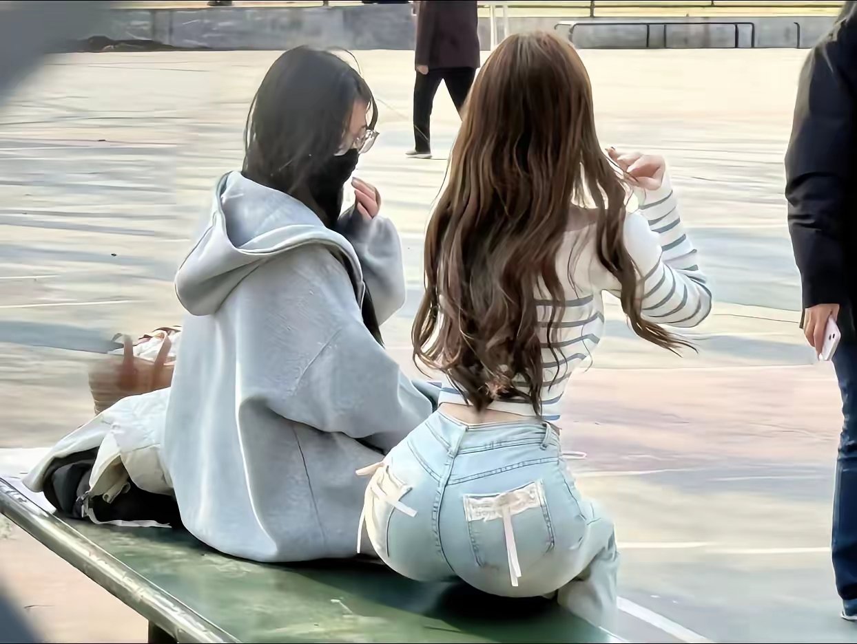 萬千嬌媚美少婦[100P]