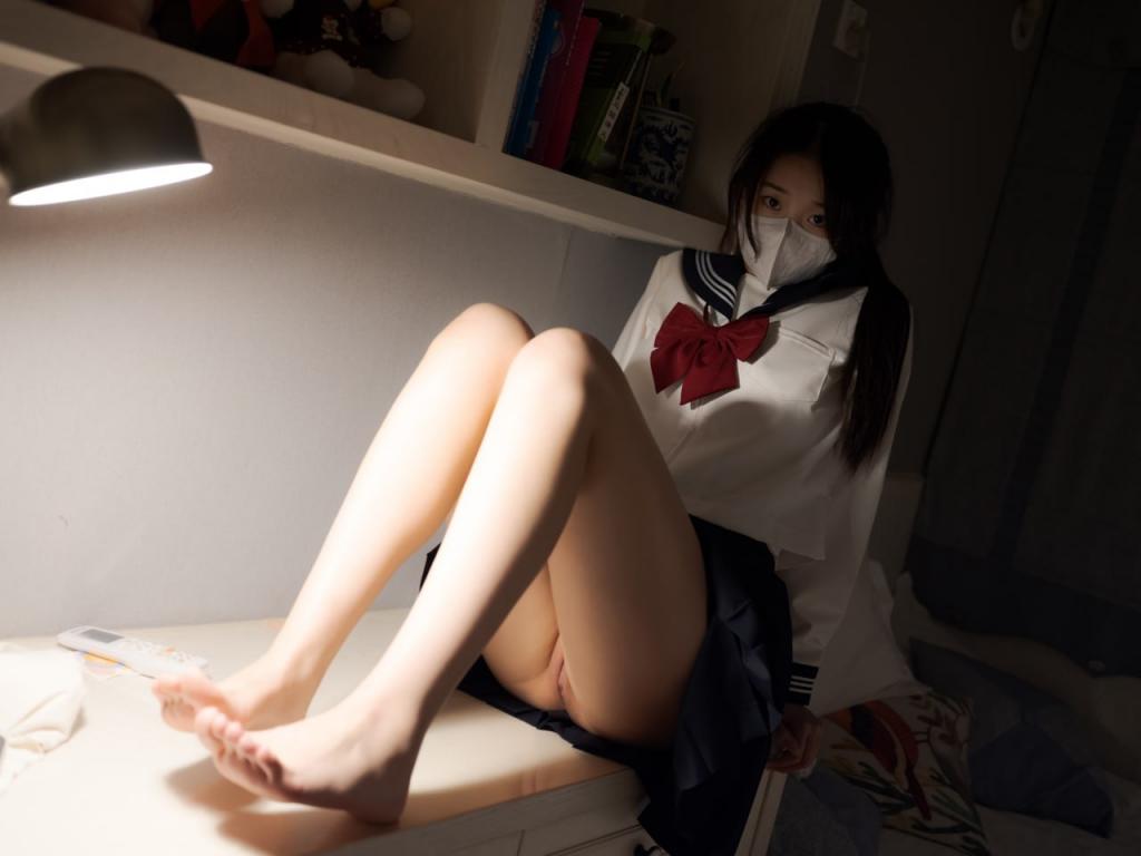 眼若秋水，顧盼生情。[100P]