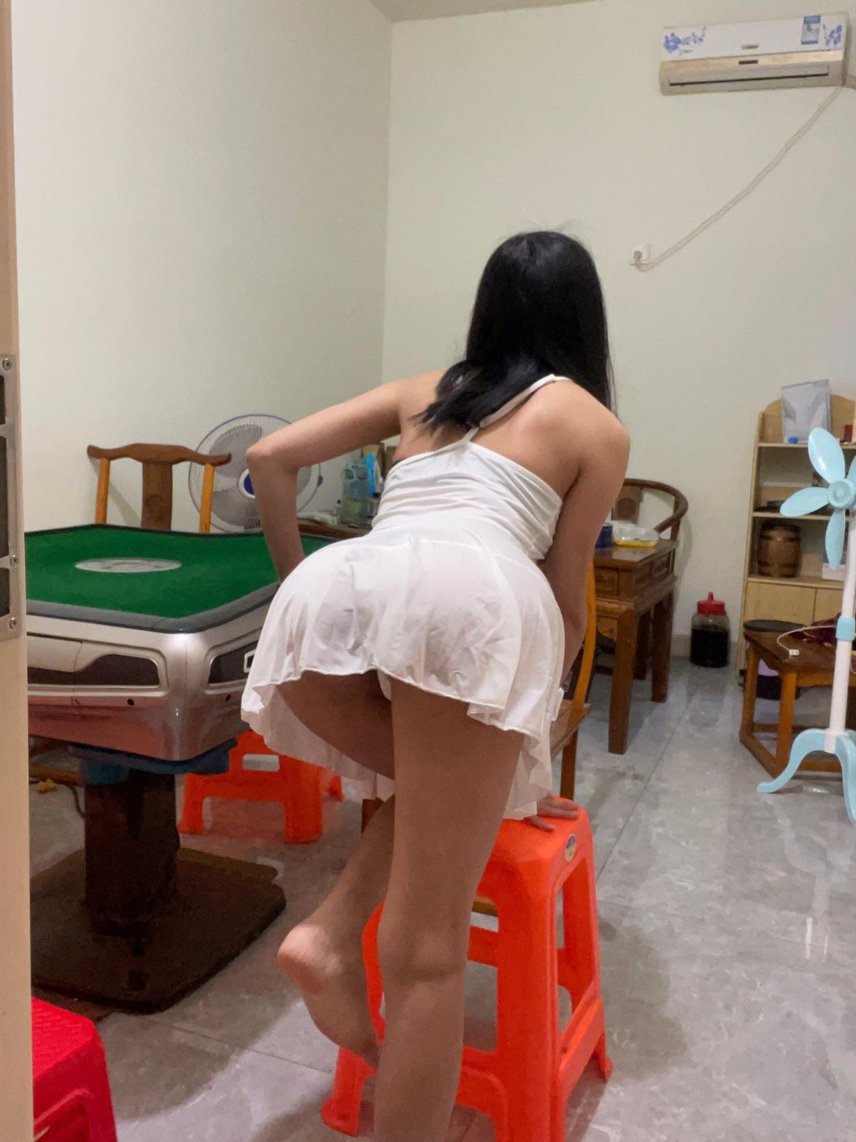 最?lèi)?ài)嫩妹小母狗[100P]