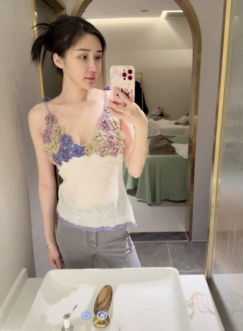 萬(wàn)千嬌媚美少婦[2025]