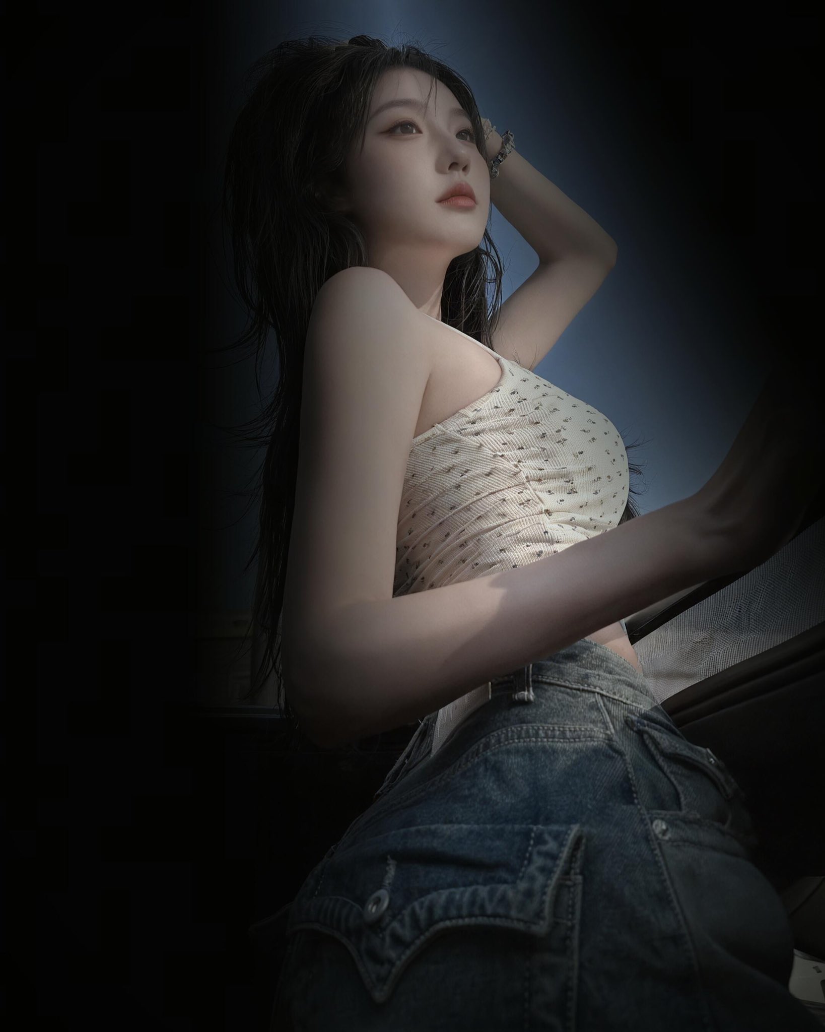 萬(wàn)千嬌媚美少婦[2025]