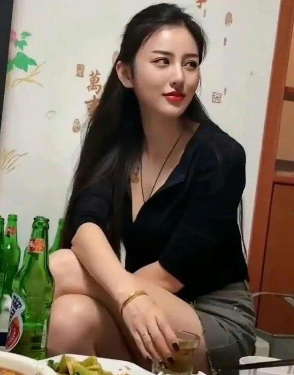 万千娇媚美少妇[20250509]
