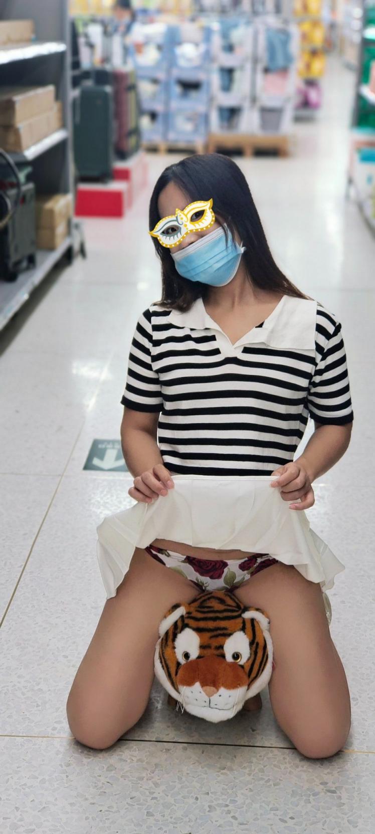 爱露出的人妻