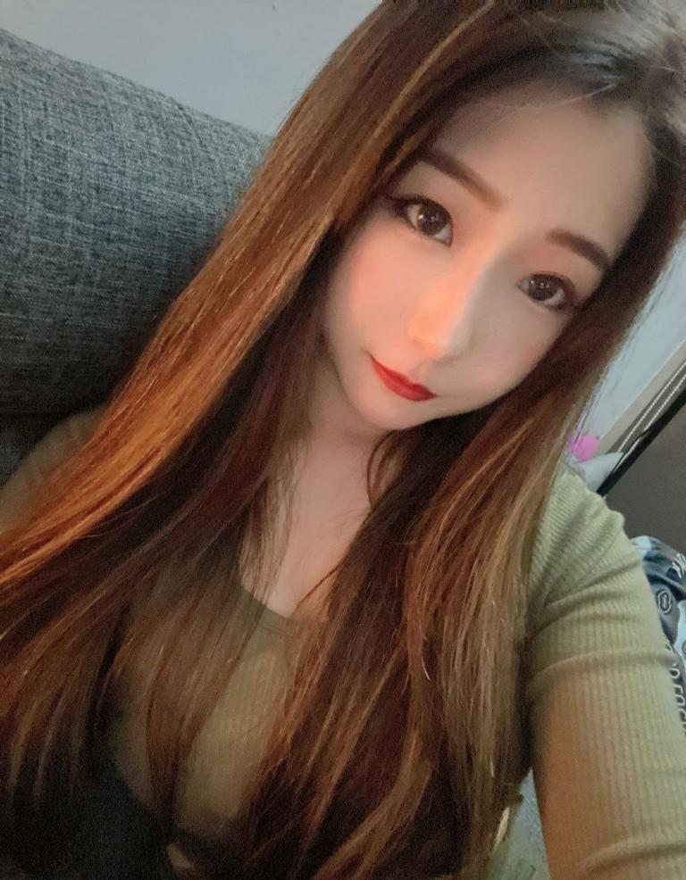 [小母狗] 發(fā)騷的小母狗 [100P]