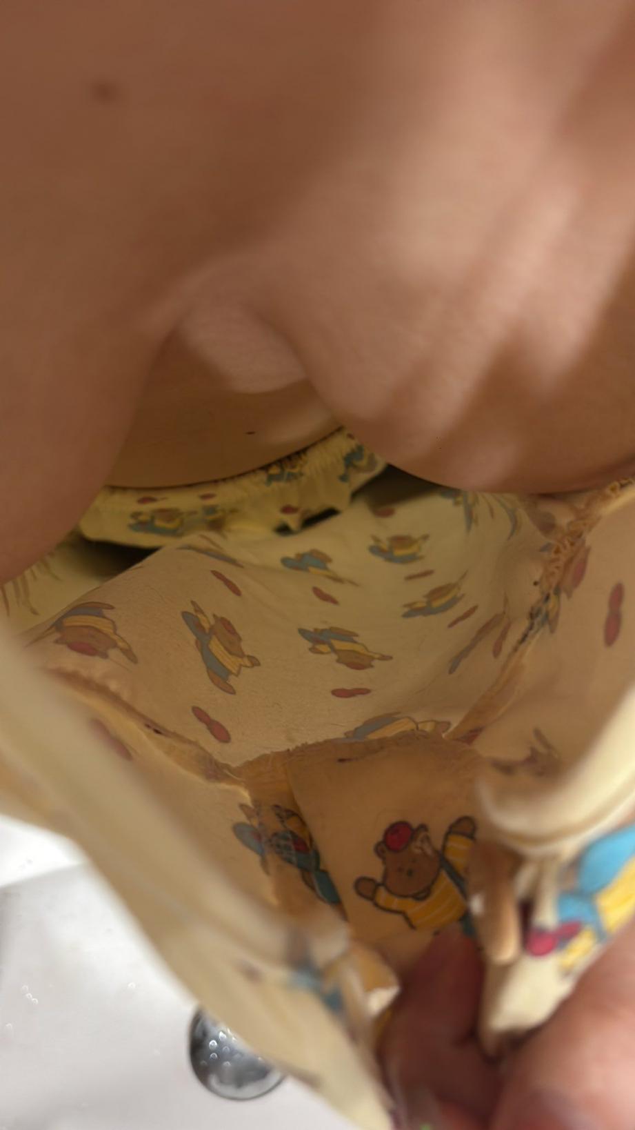 拉开衣服看奶[25P]