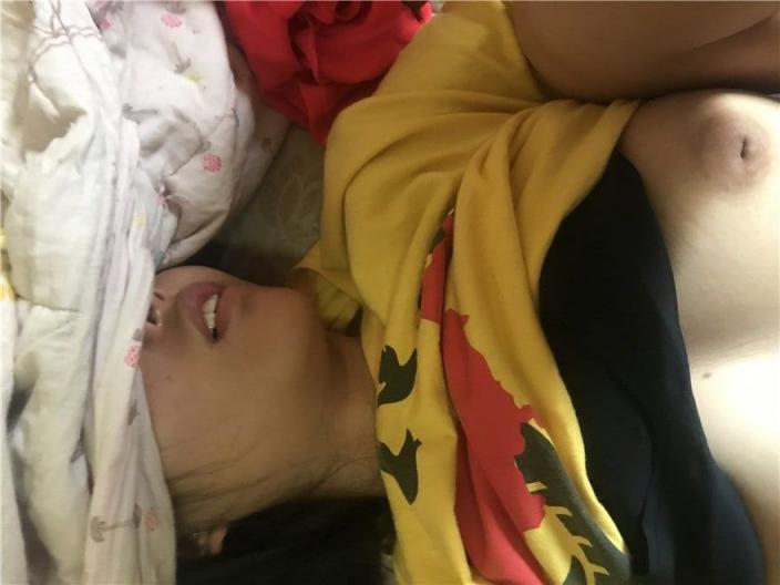 [小母狗]深夜福利 - 嚕啦啦嚕啦啦