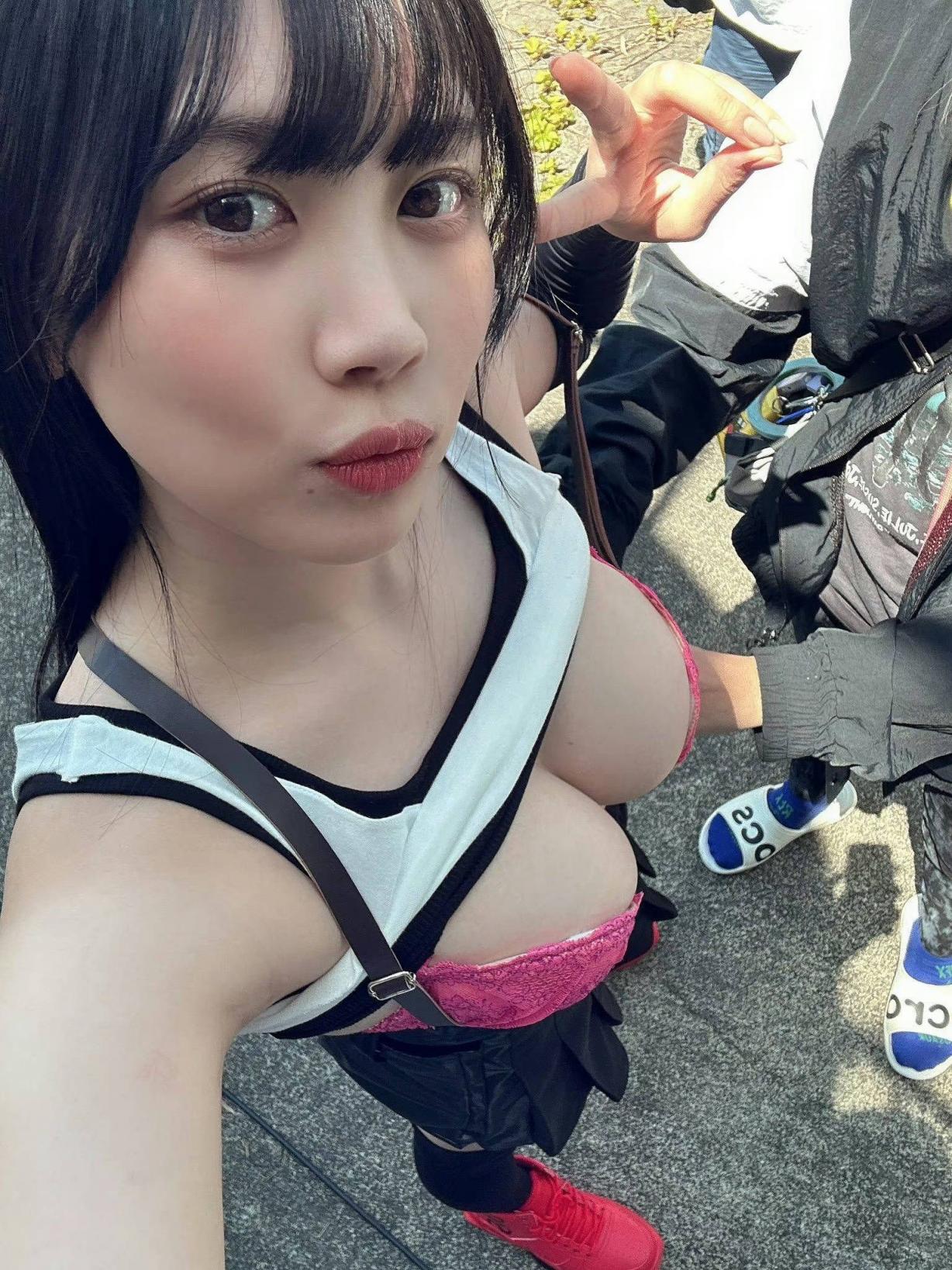 有容奶大  晚上让你吃到撑