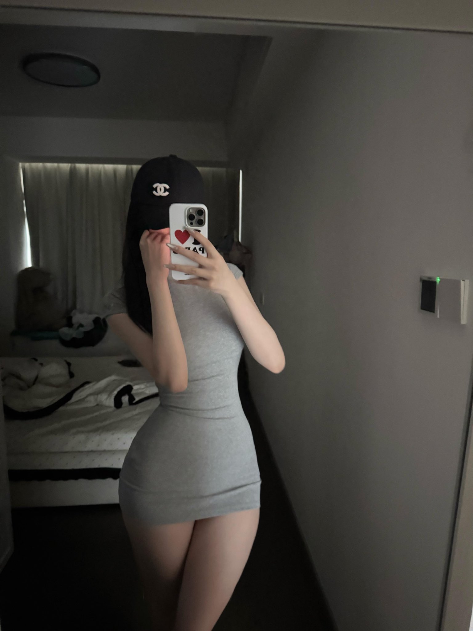 萬(wàn)千嬌媚美少婦