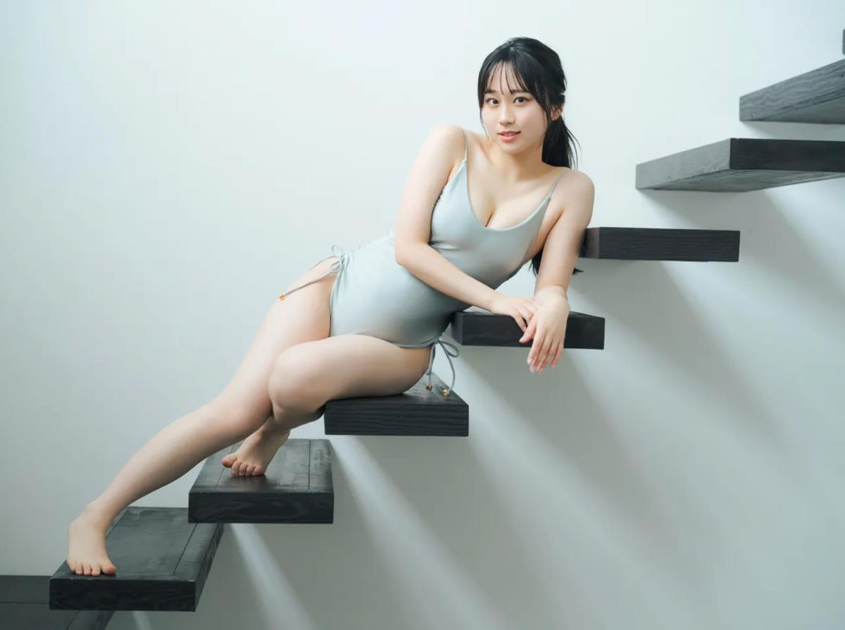 妹子死库水泳衣