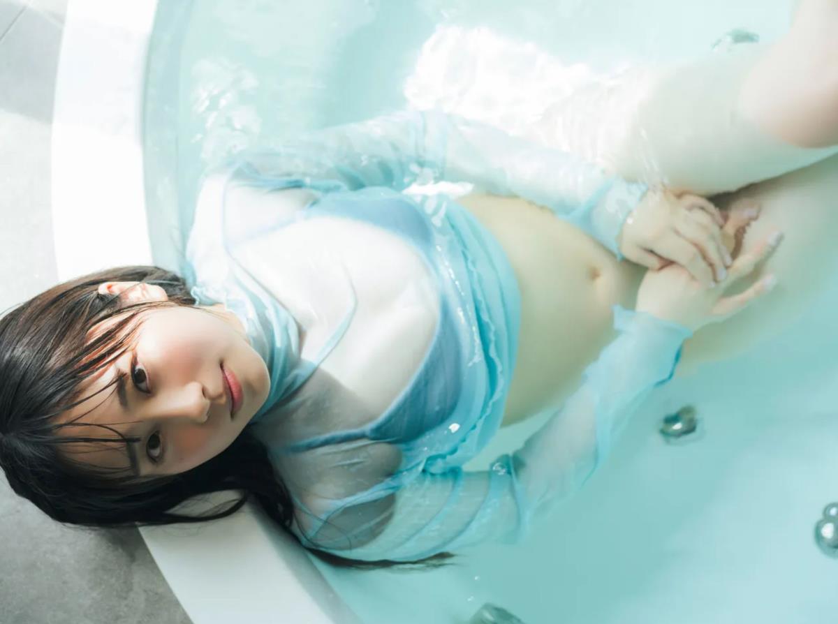 妹子死库水泳衣
