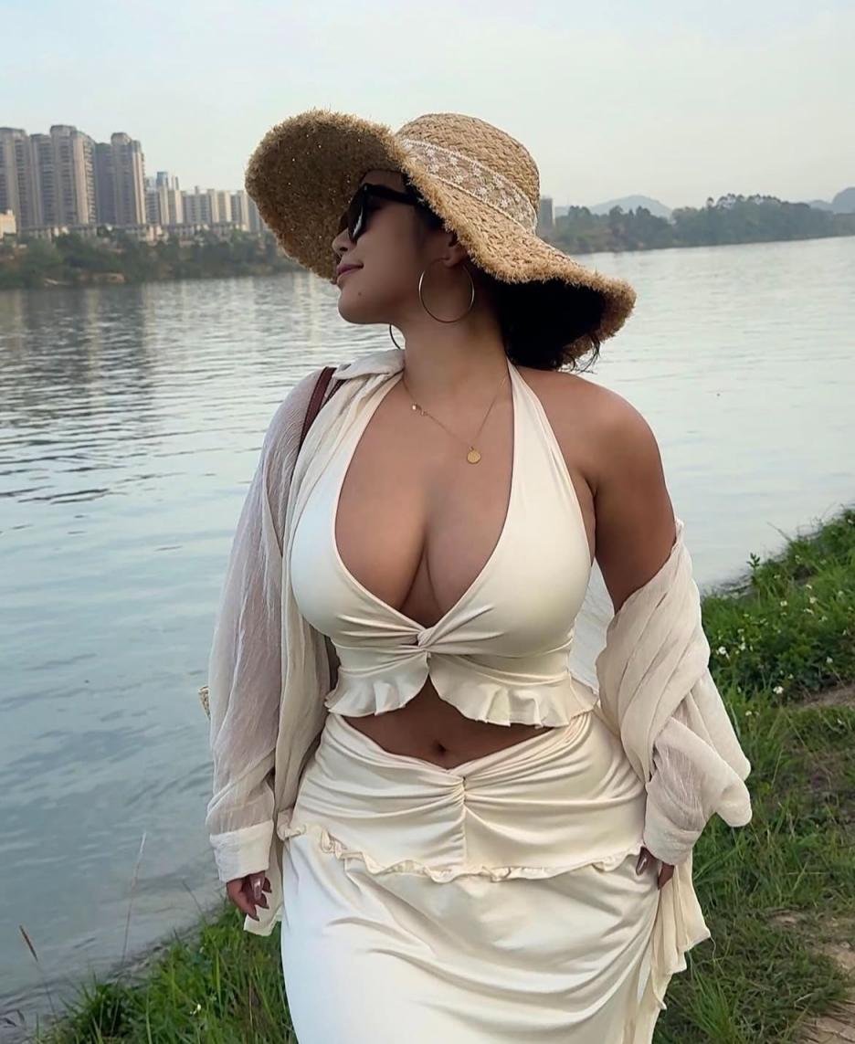 万中无一的极品国女BBW——碳水吴