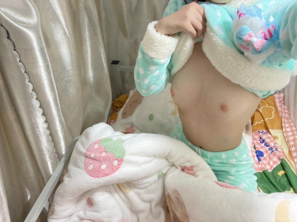 [小母狗]  馴服 [106P]