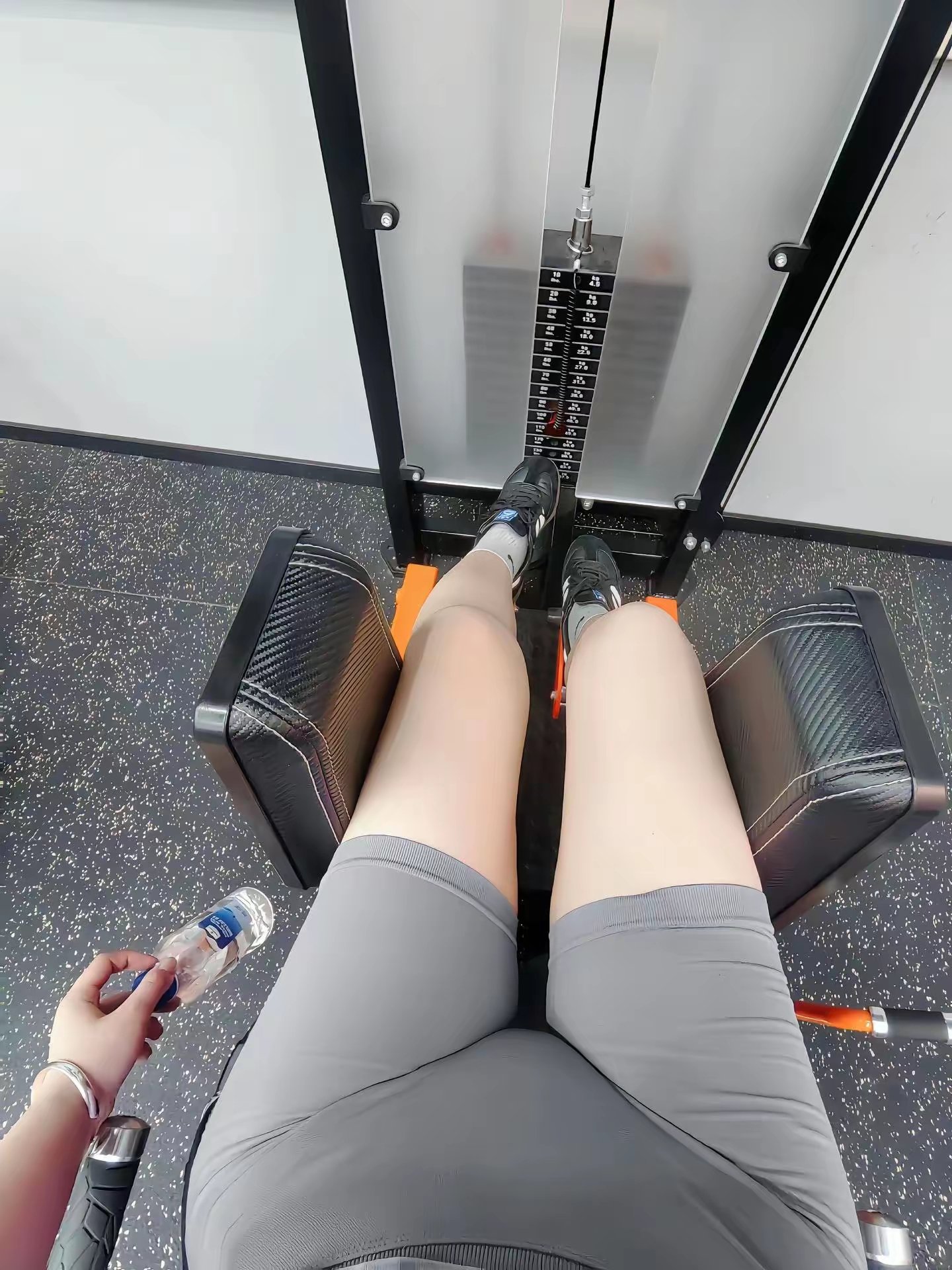 分享推上迷人的少妇