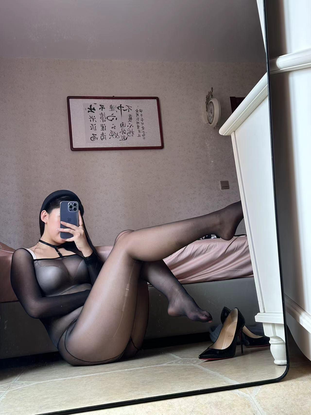 欣赏一个套图