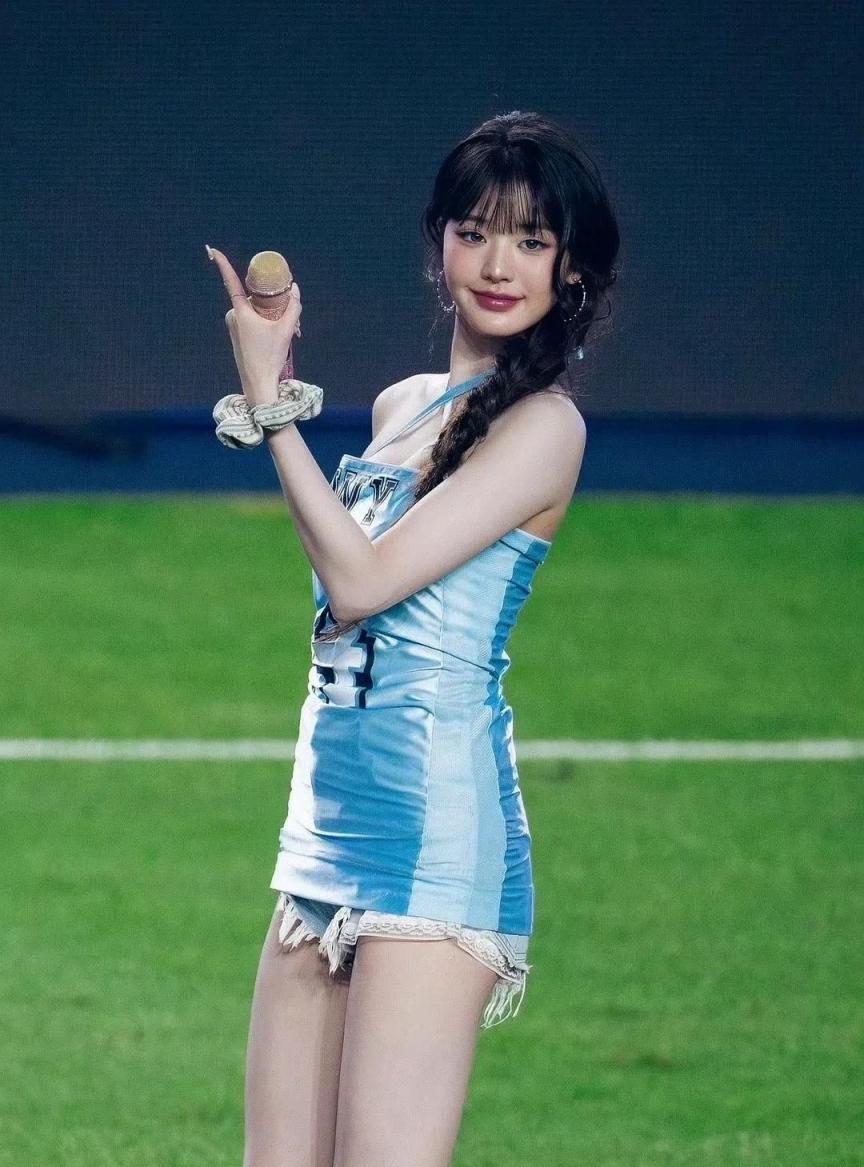 张元英开球