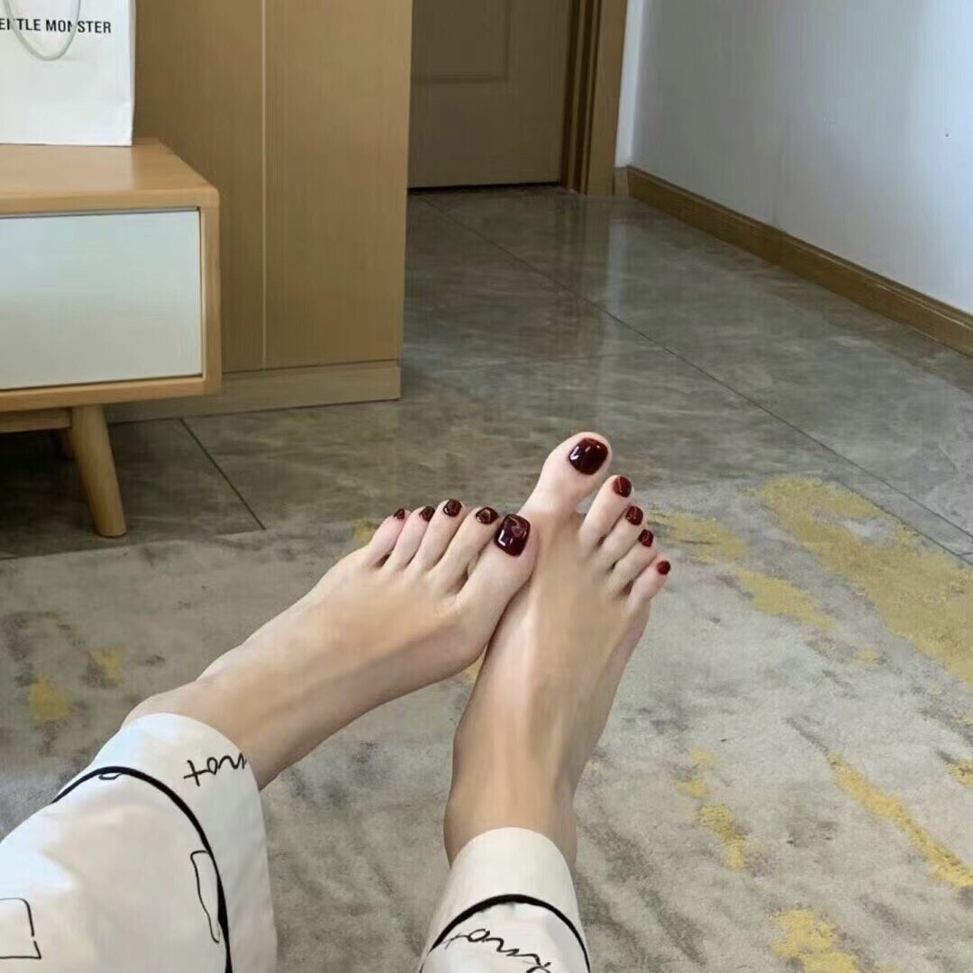 舔屏玉足